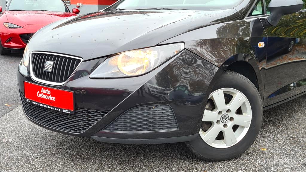 Seat Ibiza, 2011 - celkový pohled