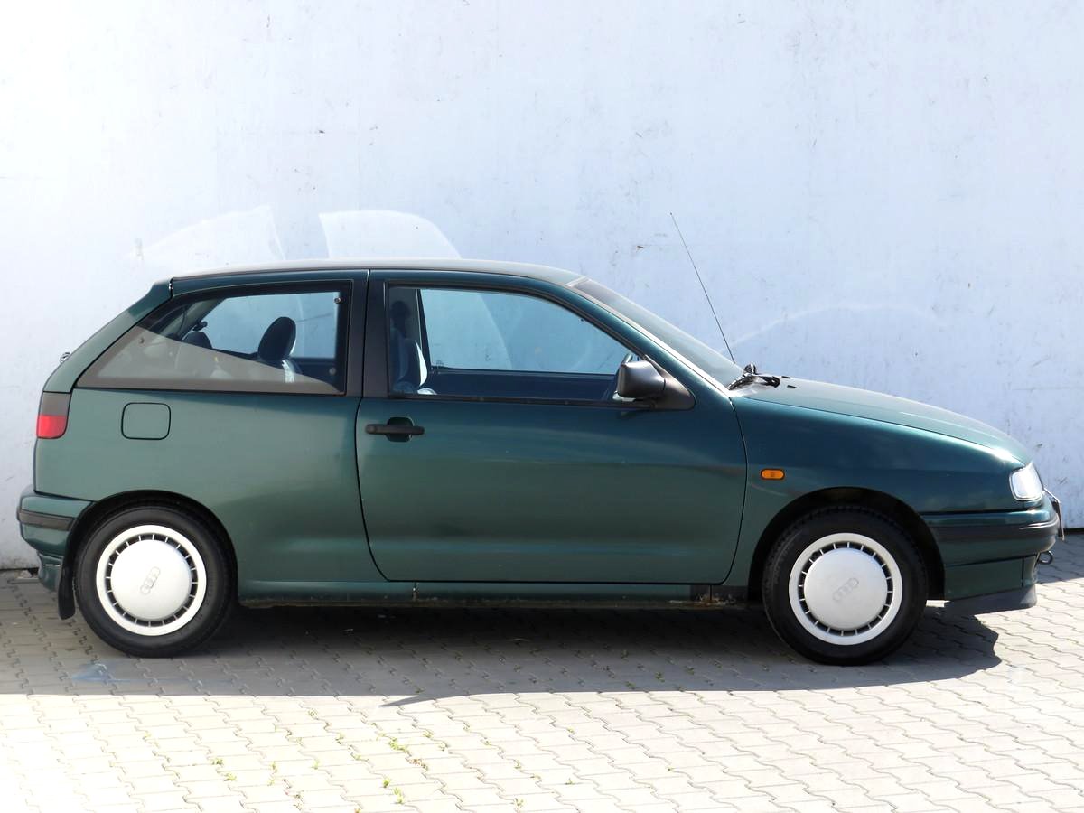 Seat Ibiza, 1995 - pohled č. 4