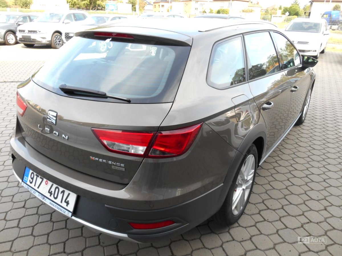 Seat Leon, 2015 - pohled č. 3