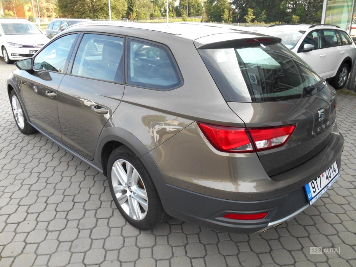 Seat Leon, 2015 - pohled č. 4