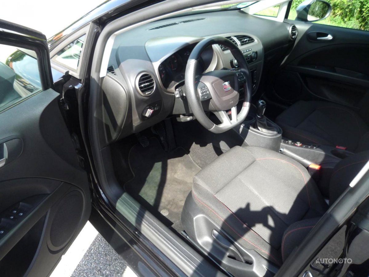Seat Leon, 2012 - pohled č. 3