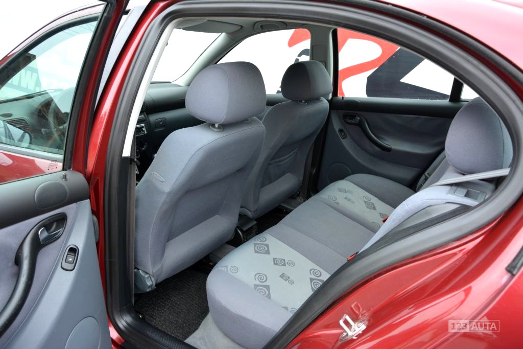 Seat Leon, 2000 - pohled č. 16