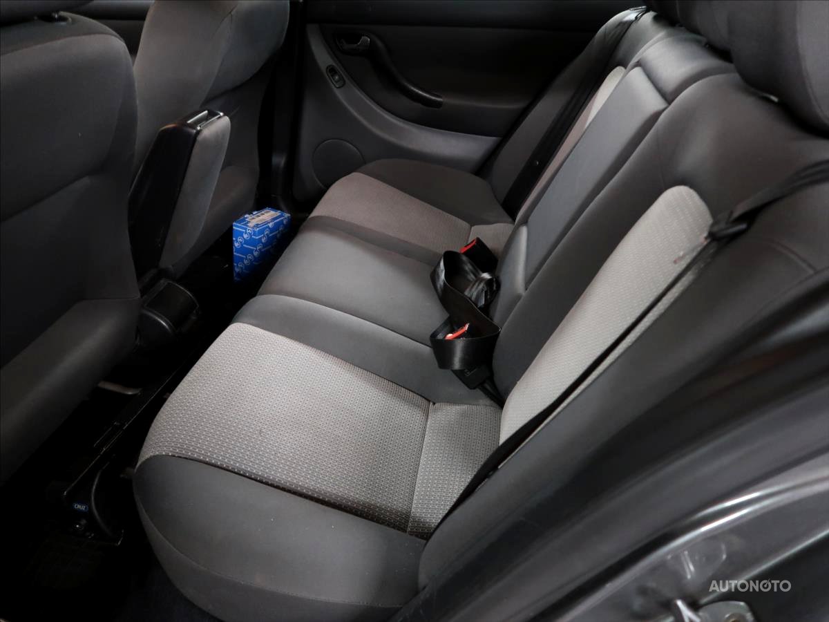 Seat Toledo, 2002 - pohled č. 10