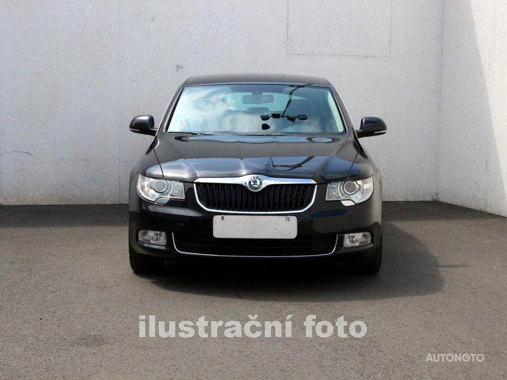 Škoda Superb, 2014 - pohled č. 2