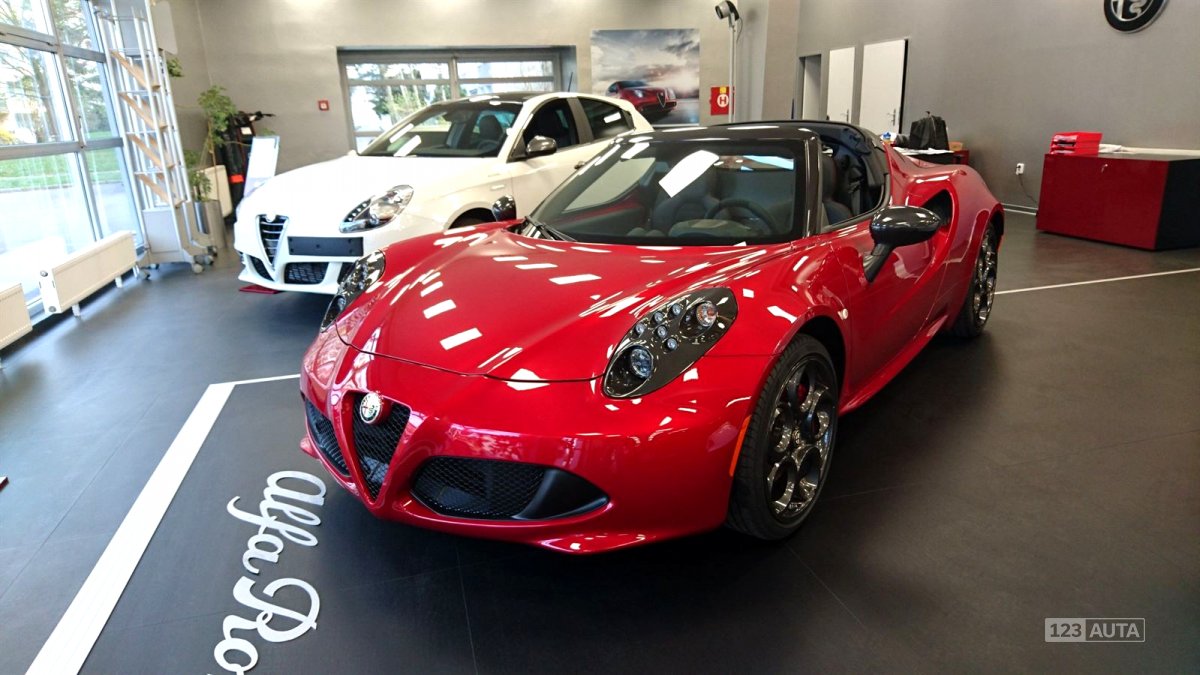 Alfa Romeo 4C, 2016 - celkový pohled