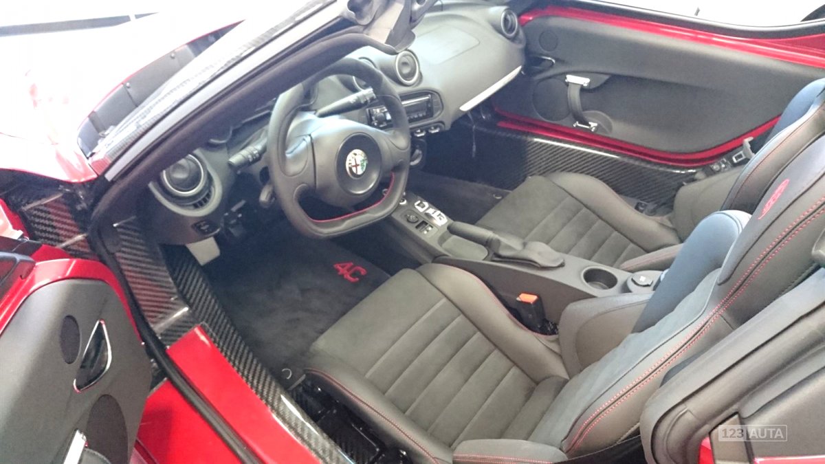 Alfa Romeo 4C, 2016 - pohled č. 6