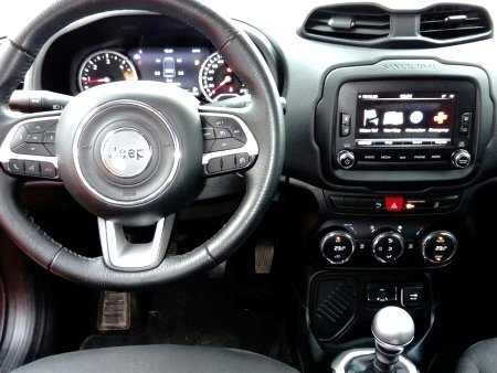 Jeep Renegade, 2015 - pohled č. 3