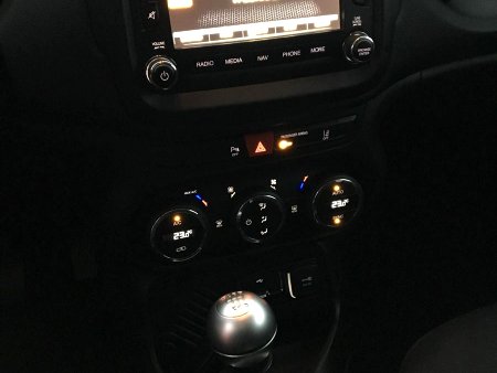 Jeep Renegade, 2015 - pohled č. 6