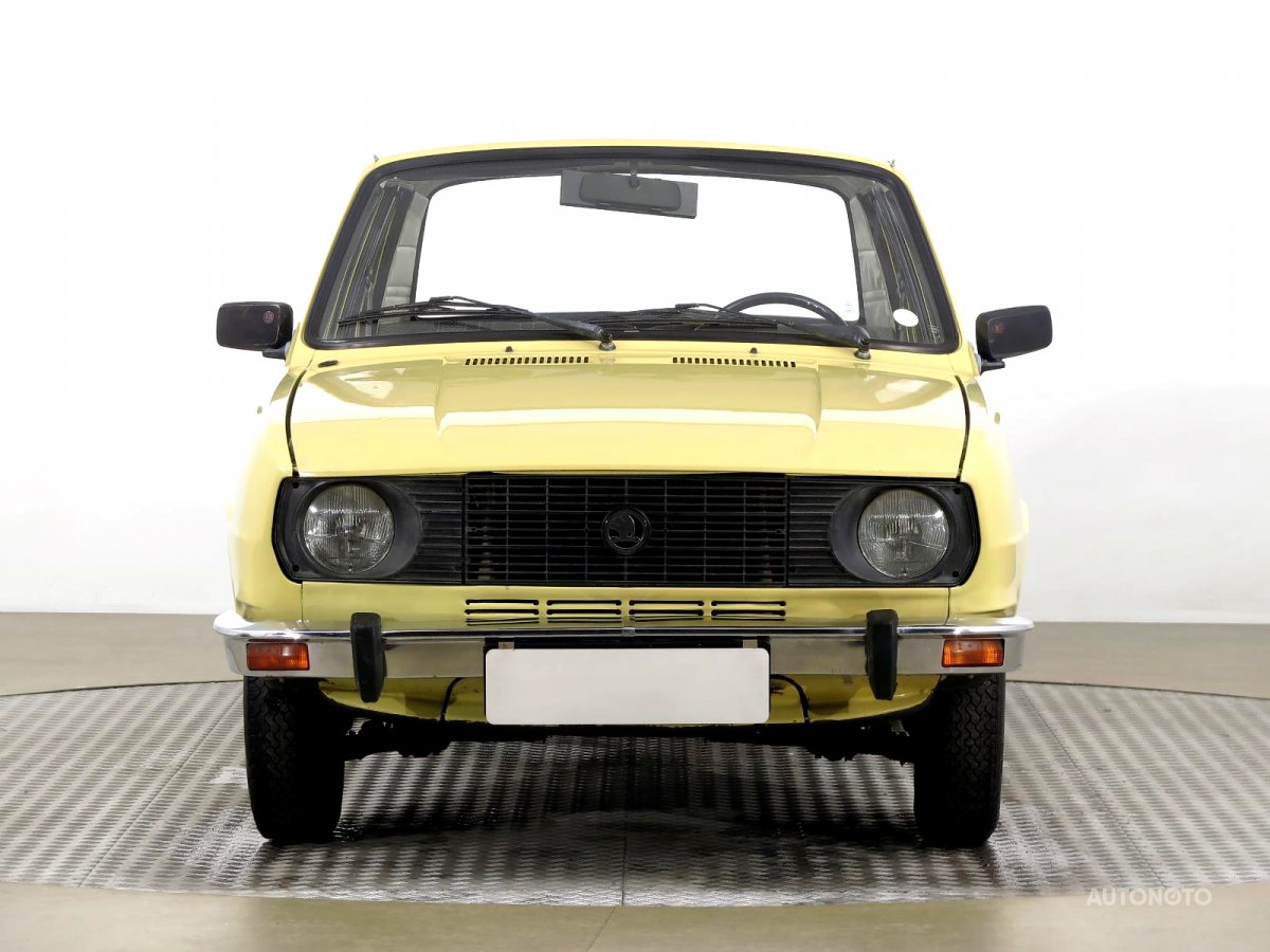 Škoda 105, 1982 - pohled č. 2