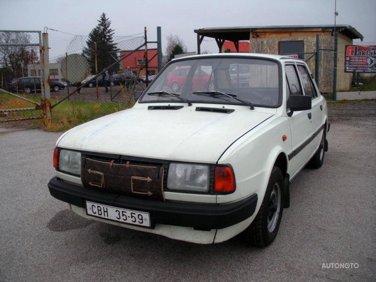 Škoda 120L, 1987 - celkový pohled