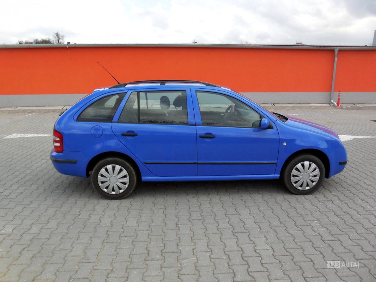 Škoda Fabia Combi, 2003 - pohled č. 3
