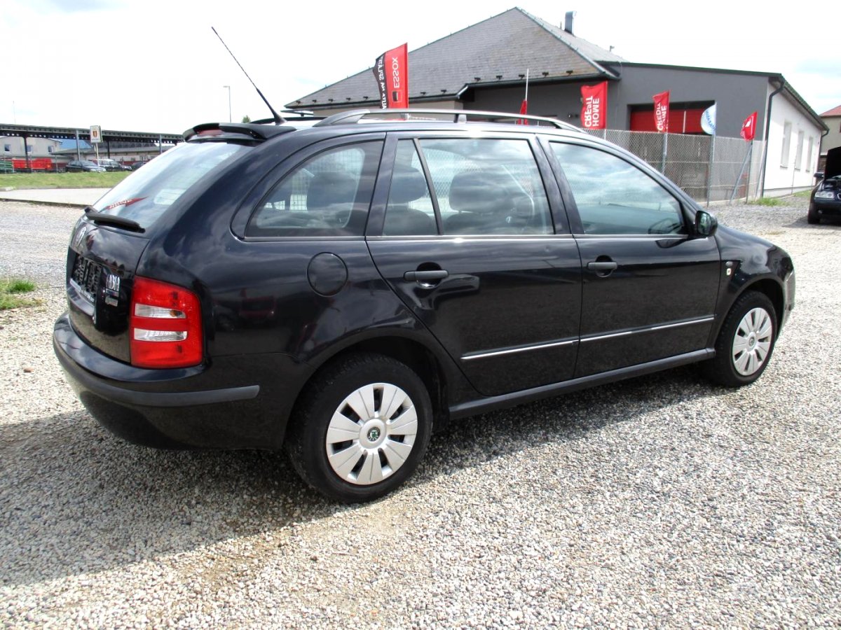 Škoda Fabia Elegance, 2001 - pohled č. 3