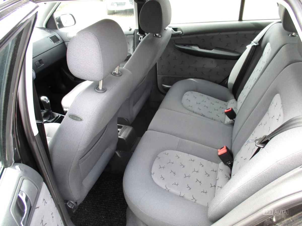 Škoda Fabia Elegance, 2001 - pohled č. 6