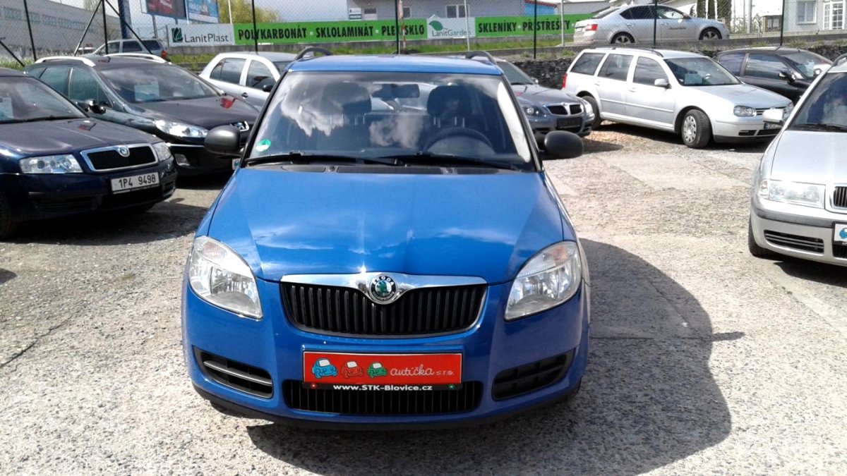 Škoda Fabia II, 1.2HTP, 2009 - pohled č. 2