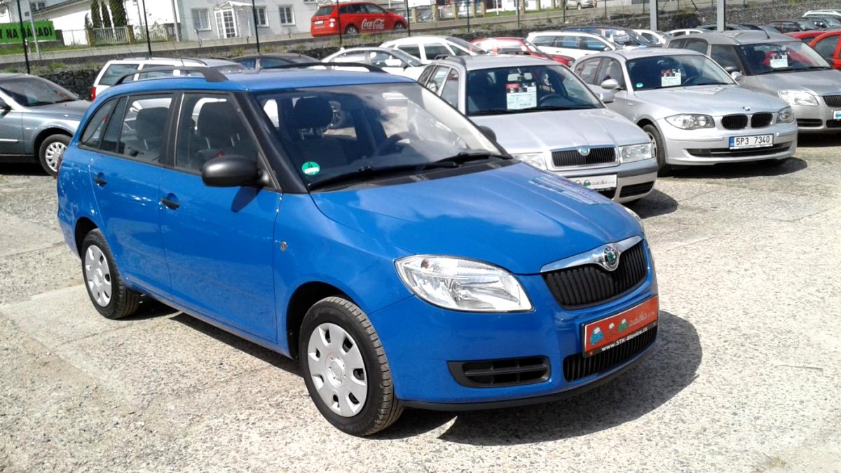 Škoda Fabia II, 1.2HTP, 2009 - pohled č. 3
