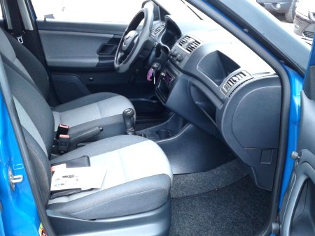Škoda Fabia II, 1.2HTP, 2009 - pohled č. 13