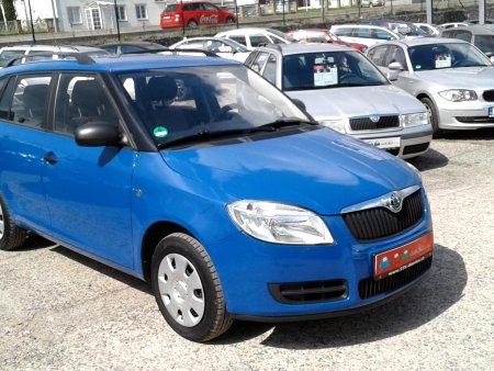 Škoda Fabia II, 1.2HTP, 2009 - pohled č. 3