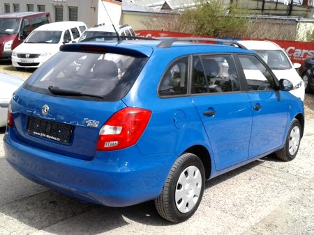 Škoda Fabia II, 1.2HTP, 2009 - pohled č. 5