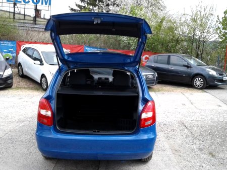 Škoda Fabia II, 1.2HTP, 2009 - pohled č. 9