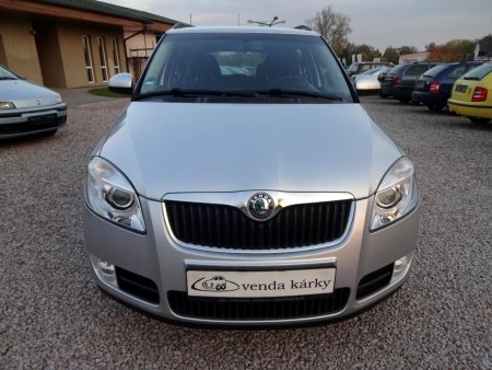 Škoda Fabia II combi 1,6i16V,, 2008 - pohled č. 3