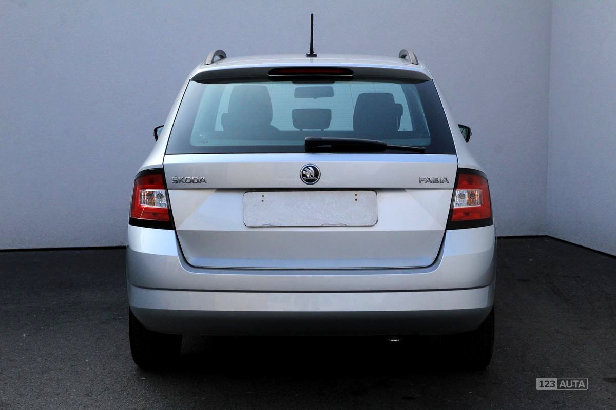 Škoda Fabia III, 2016 - pohled č. 6