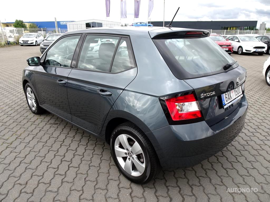 Ford Kuga, 2022 - pohled č. 3