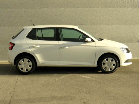 Škoda Fabia III, 2016 - pohled č. 4