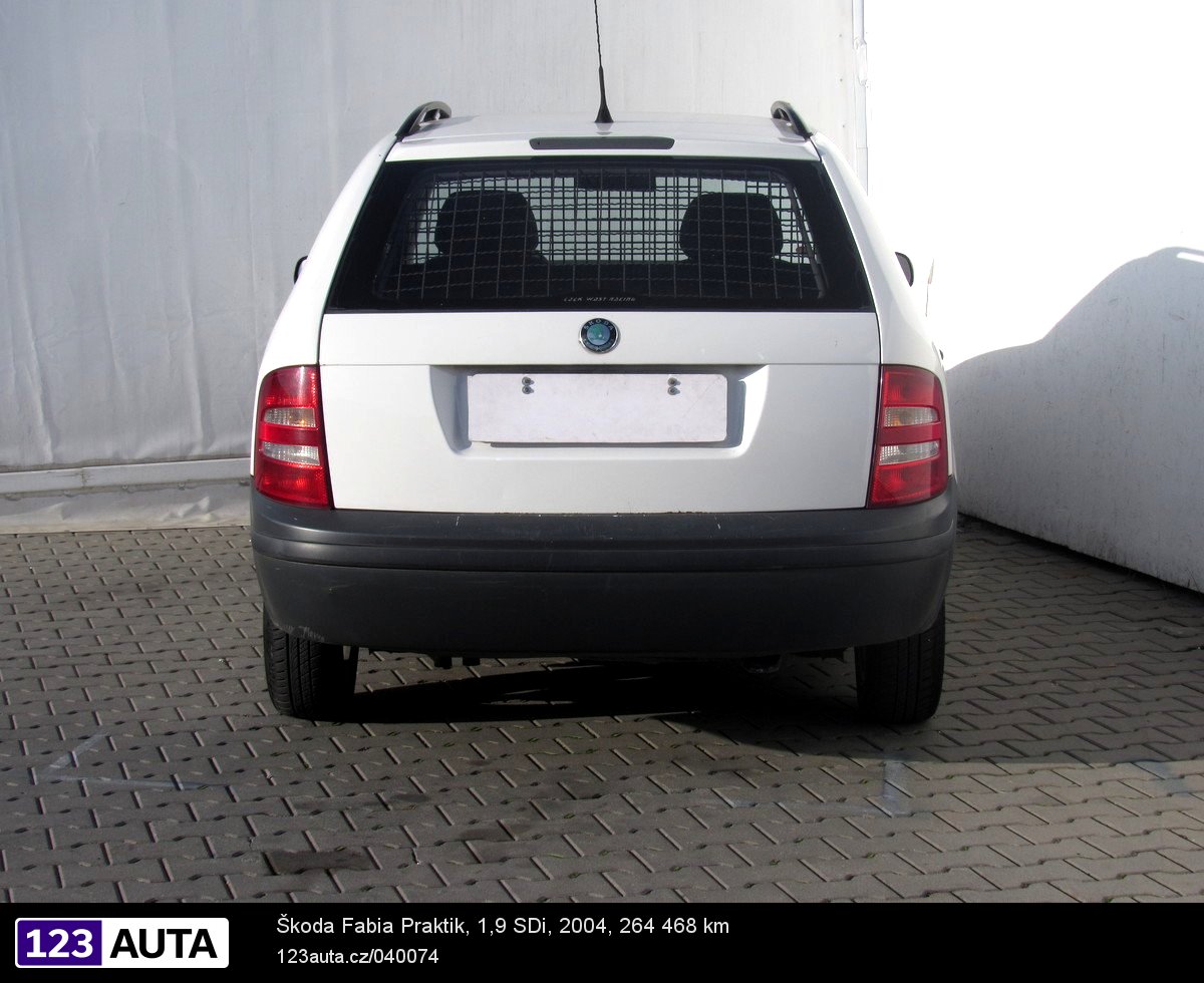 Škoda Fabia Praktik, 2004 - pohled č. 6