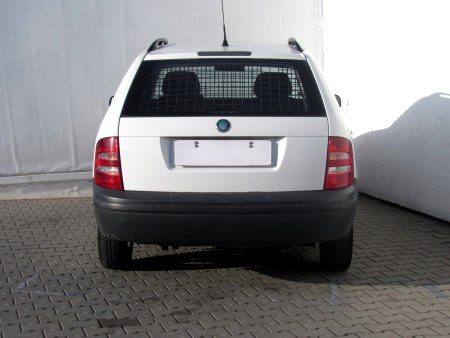 Škoda Fabia Praktik, 2004 - pohled č. 6