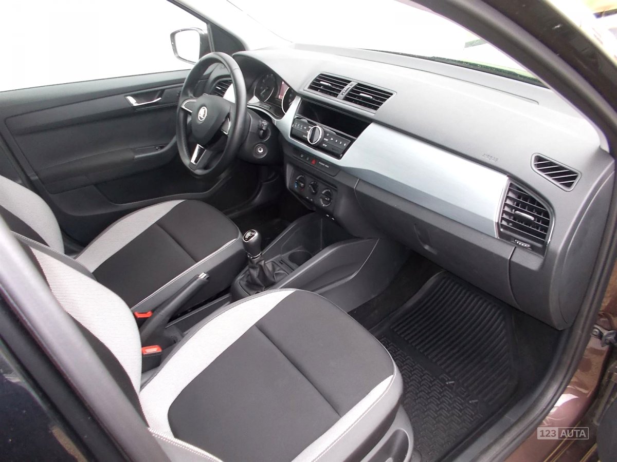 Škoda Fabia, 2015 - pohled č. 10