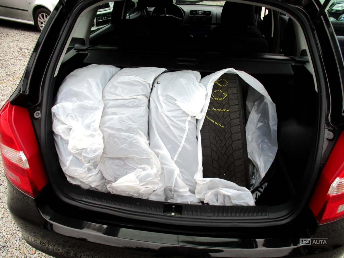 Škoda Fabia, 2011 - pohled č. 13