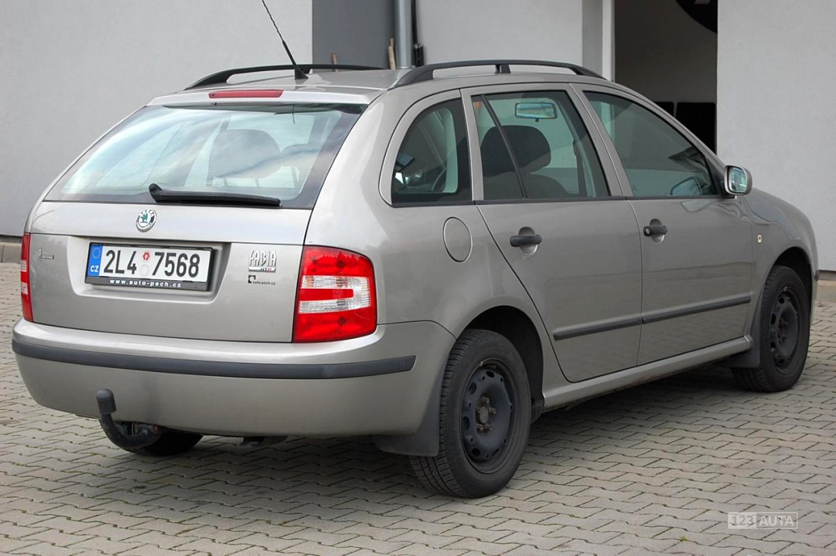 Škoda Fabia, 2006 - pohled č. 4