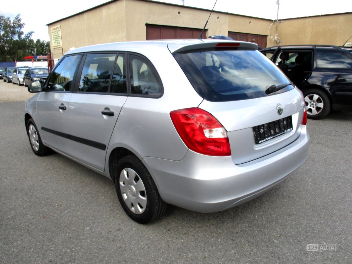 Škoda Fabia, 2010 - pohled č. 3
