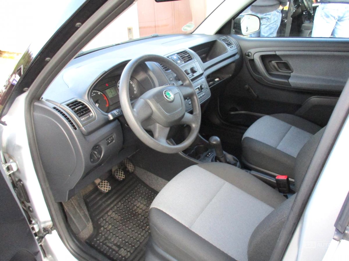 Škoda Fabia, 2010 - pohled č. 8