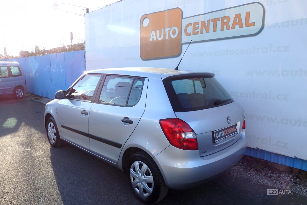 Škoda Fabia, 2010 - pohled č. 5