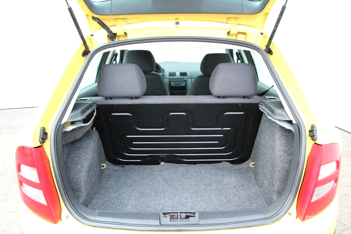 Škoda Fabia, 2002 - pohled č. 10