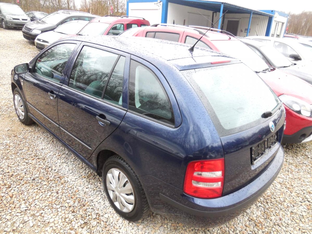 Škoda Fabia, 2002 - pohled č. 4