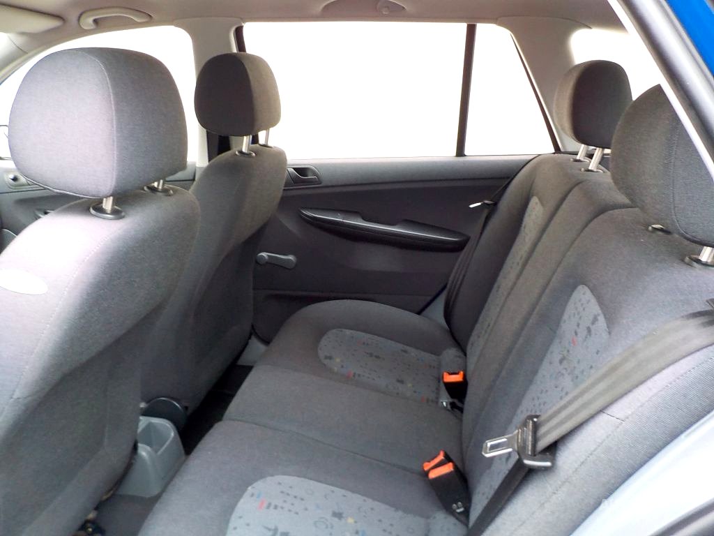 Škoda Fabia, 2002 - pohled č. 6