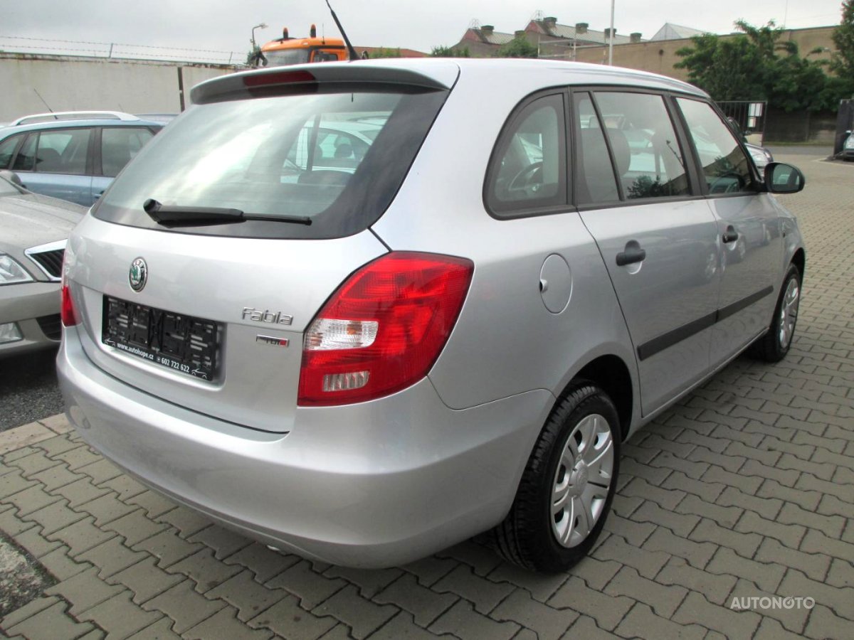 Škoda Fabia, 2011 - pohled č. 6