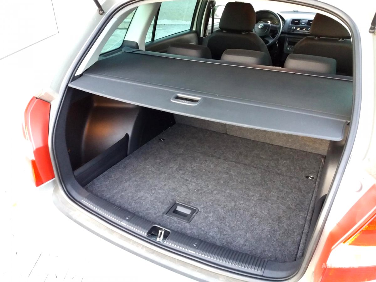 Škoda Fabia, 2011 - pohled č. 9