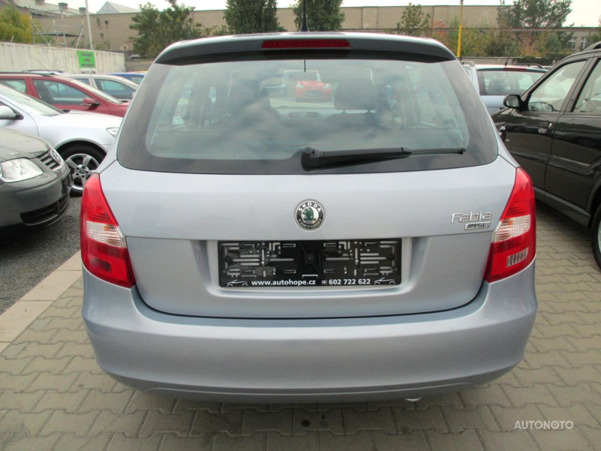 Škoda Fabia, 2010 - pohled č. 5
