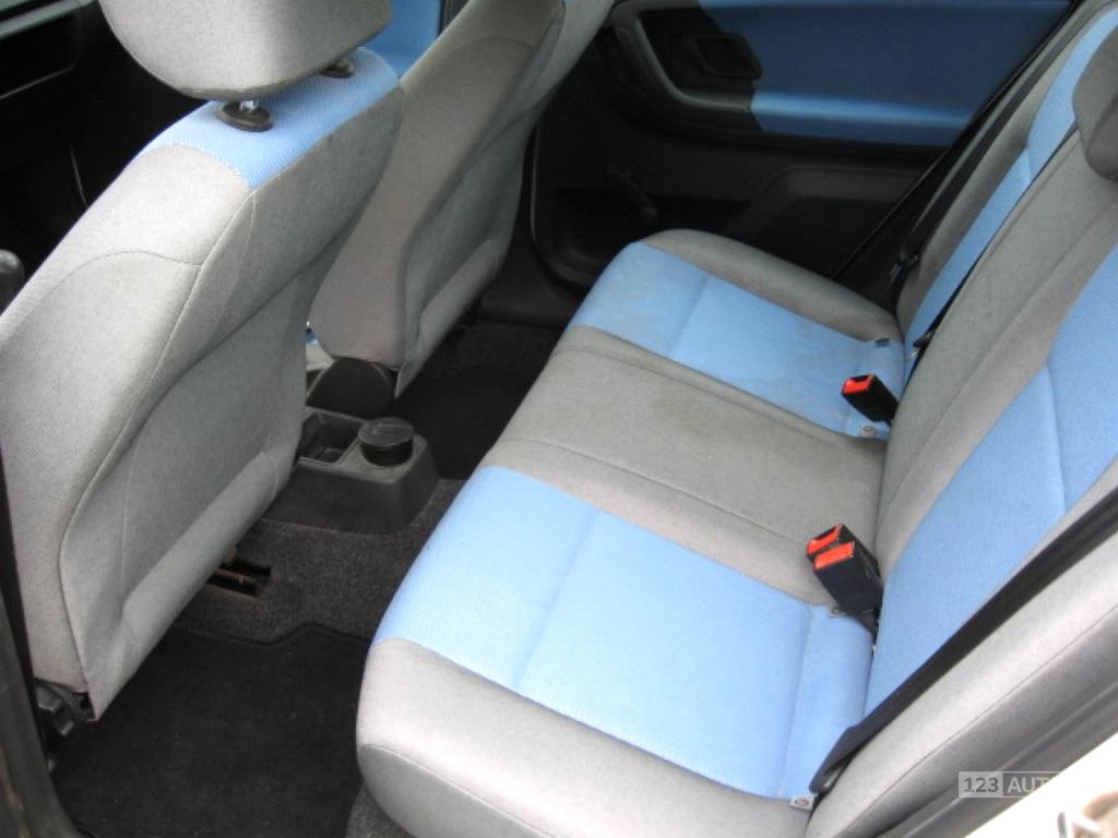 Škoda Fabia, 2010 - pohled č. 11