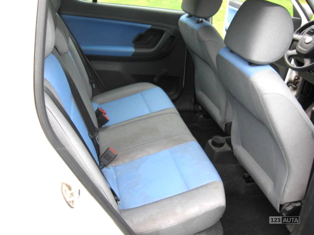 Škoda Fabia, 2010 - pohled č. 12
