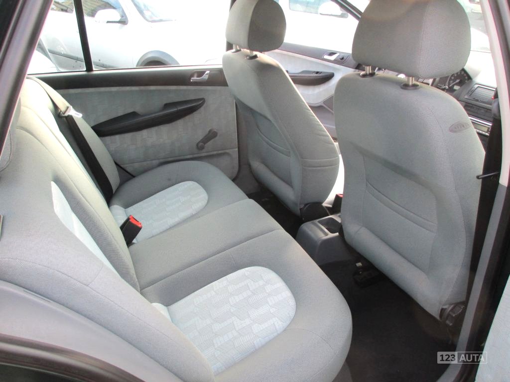 Škoda Fabia, 2002 - pohled č. 16