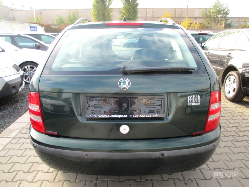 Škoda Fabia, 2002 - pohled č. 5