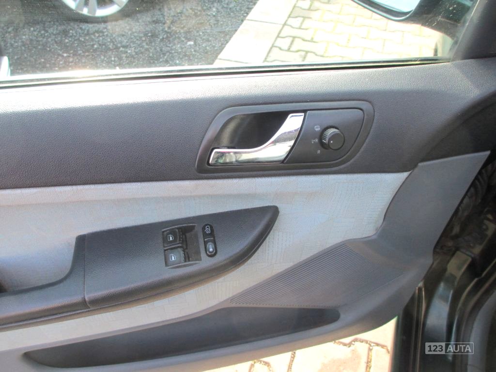 Škoda Fabia, 2002 - pohled č. 8