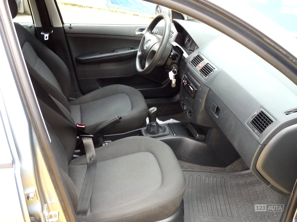 Škoda Fabia, 2005 - pohled č. 8