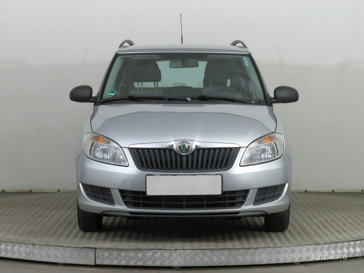 Škoda Fabia, 2010 - pohled č. 2