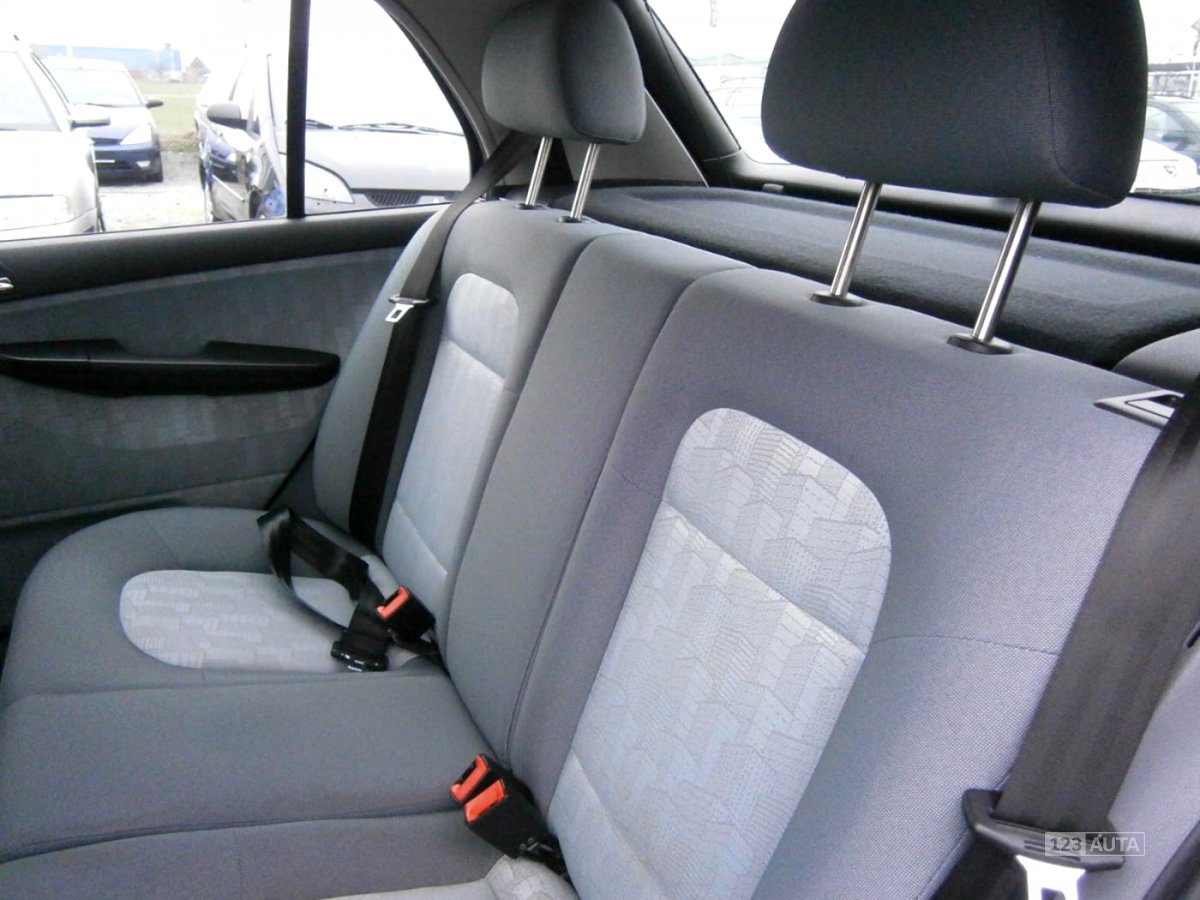 Audi A4, 2005 - pohled č. 11