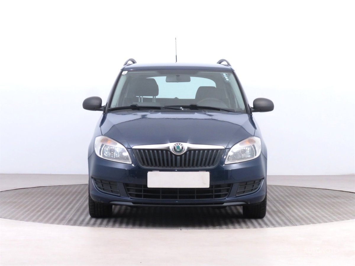 Škoda Fabia, 2011 - pohled č. 2